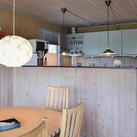 Gorgeous In Tranekaer With Kitchen בית נופש *