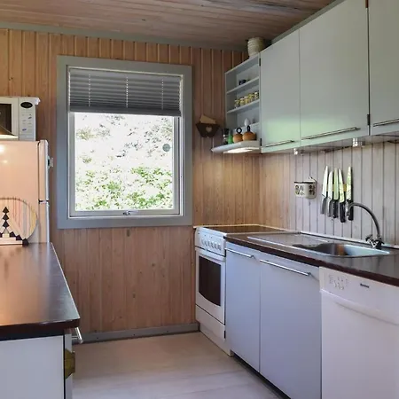 Gorgeous In Tranekaer With Kitchen Skattebølle